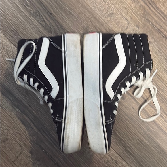 Vans Black High-Top Sneakers - Picture 2 of 4
